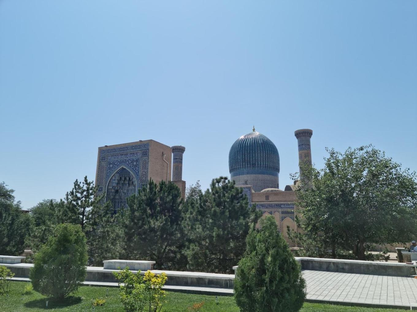 Samarkand Imron Hotel Exteriör bild