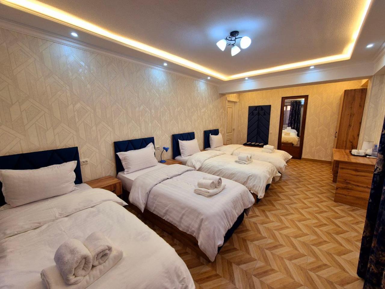 Samarkand Imron Hotel Exteriör bild