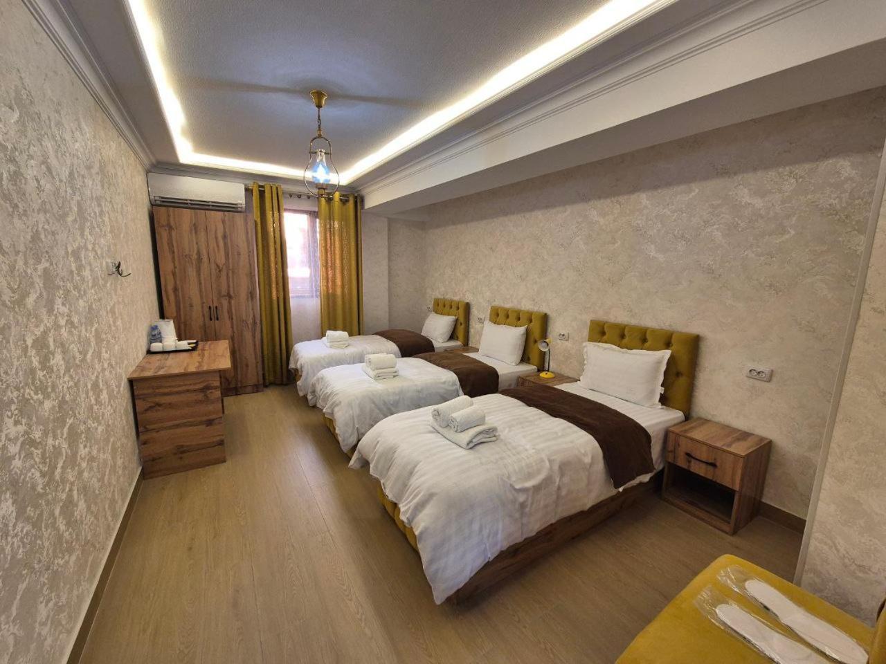 Samarkand Imron Hotel Exteriör bild